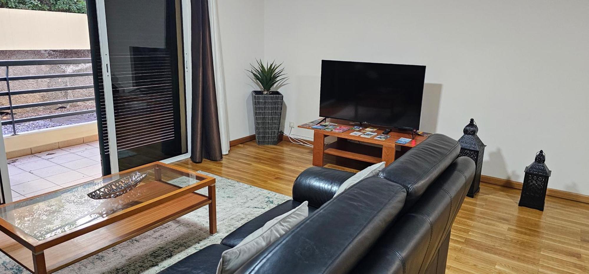 Suncoast Residence V Φουνκάλ Εξωτερικό φωτογραφία