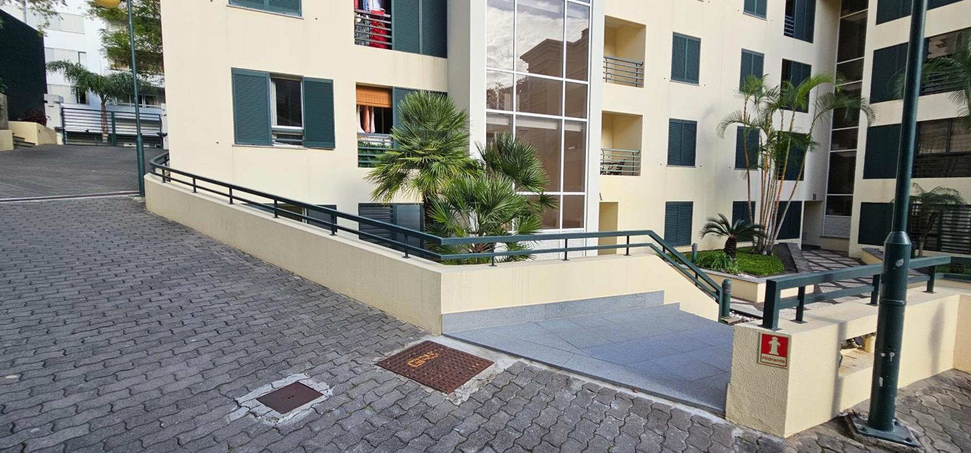 Suncoast Residence V Φουνκάλ Εξωτερικό φωτογραφία