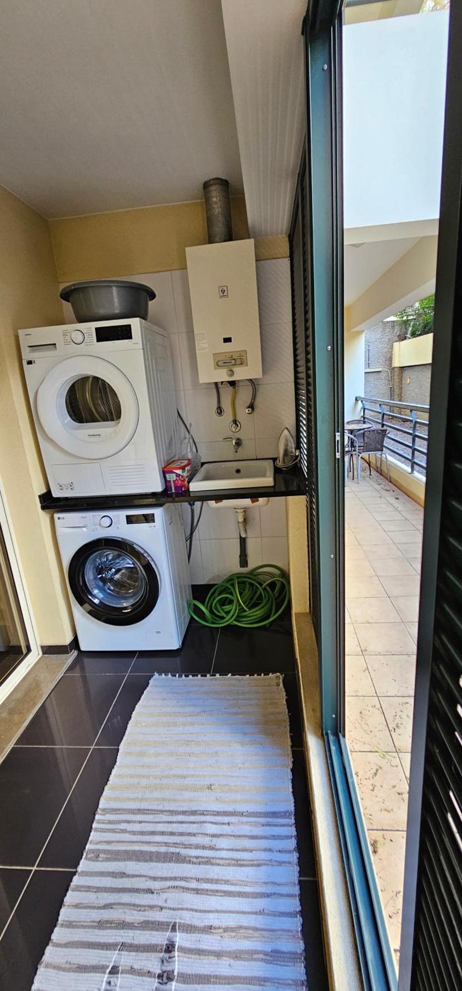 Suncoast Residence V Φουνκάλ Εξωτερικό φωτογραφία